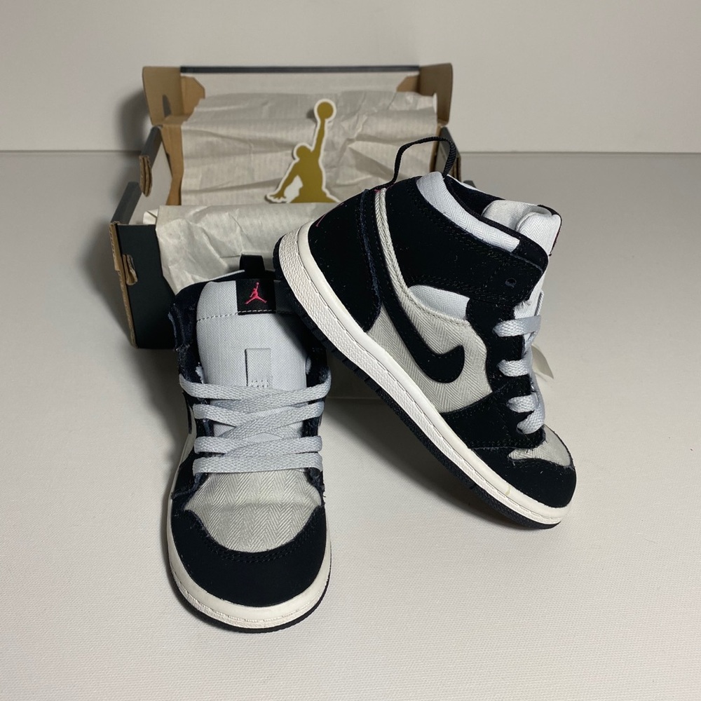 Toddler Jordan 1’s